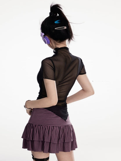 T-Shirt Schwarz Mock Neck Mesh Y2K Süßer Hasendruck Gebogener Saum