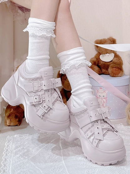 Jirai with Pink Kei Platforms Delicate in Lace PU Edging