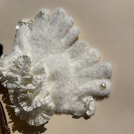 Heart Black Warm White Bead Bow with Accents and Gloves / Trim