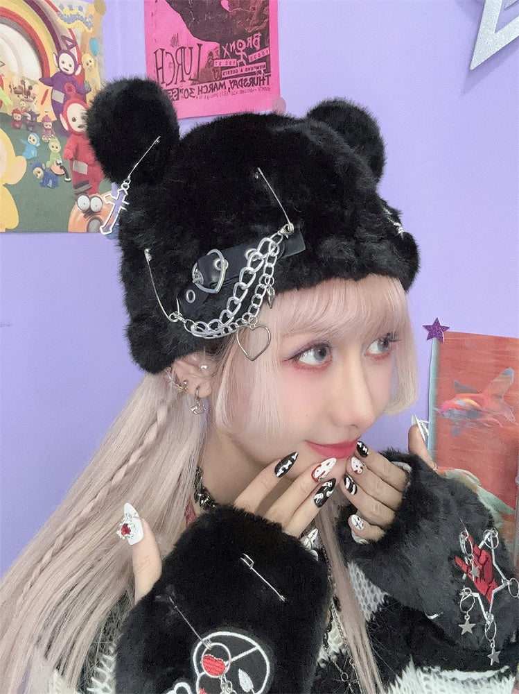 Schwarze Mütze mit Skelett-Strass und Bärenohren