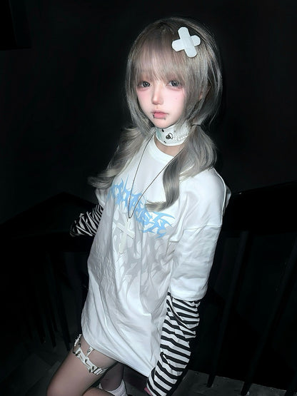 ホワイトフェイクツーピースグラフィックTシャツ