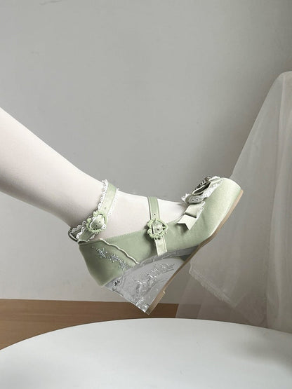 Green Winter Embossed Slope Heel Shoes with Snowflake Embroidery - Vintage Sweetheart