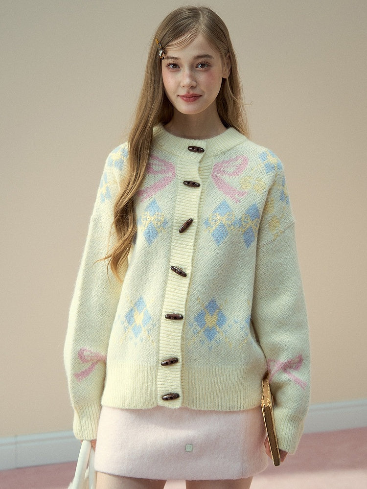 Knit Bow Vintage Pattern with Sweater Butterfly Beige
