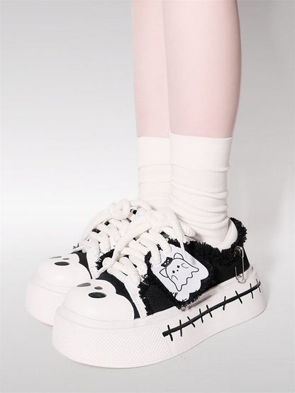 Sneakers Cute Black Ghost Platform Canvas and White