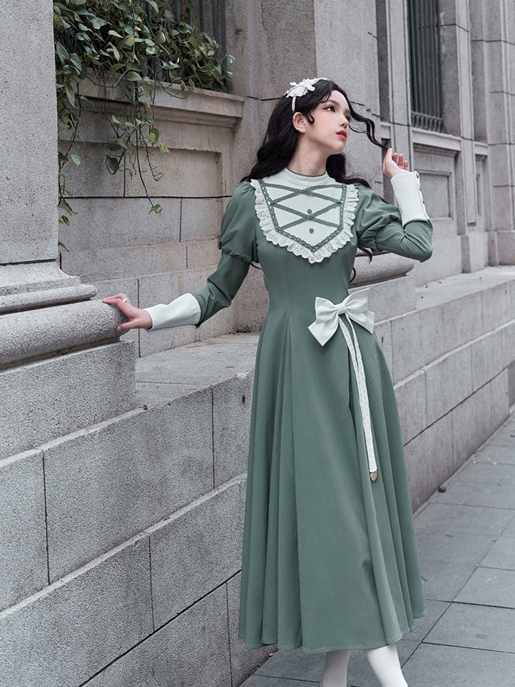 Grünes elegantes Juliette-Ärmelkleid Nonne Lolita Langarm Einteiler