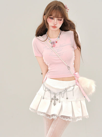 Rosa/schwarzes Crop-Top mit Strass-Buchstaben und Schnürdetail