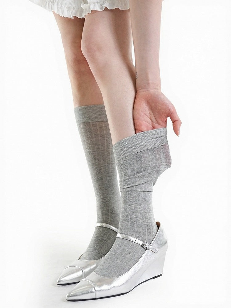 4 Colors Solid Minimalist Ribbed Calf Socks - ModaSwings