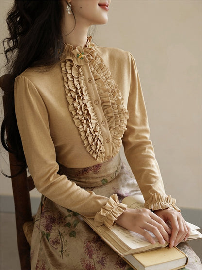 ミルクホワイト/カーキ ヴィンテージフローラルフリルトリムブラウス