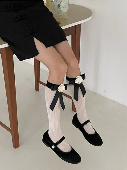 Calf Camellia 3D Black/White Socks Decorated Bow
