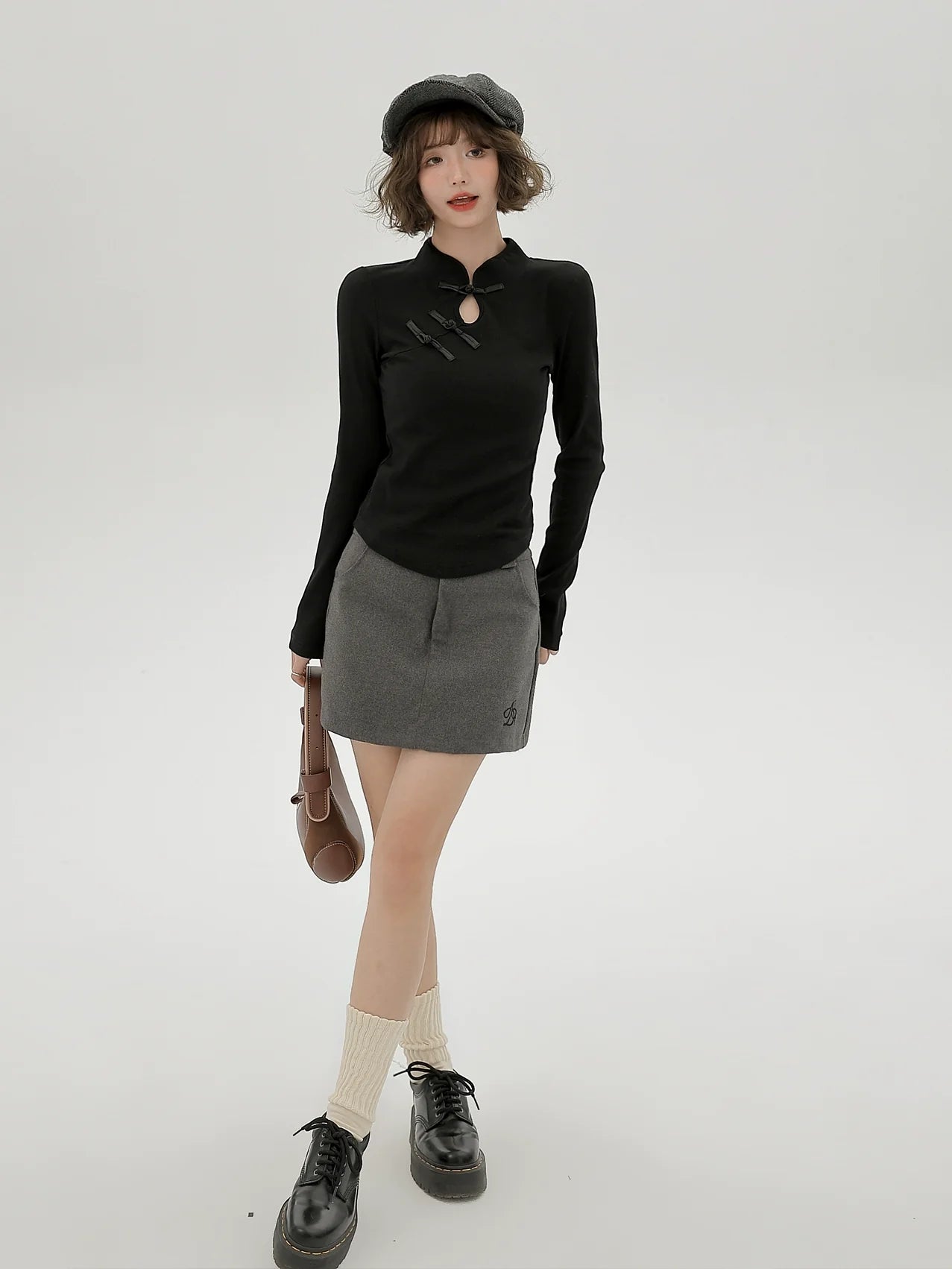 T Long Black Collar Chinese Stand