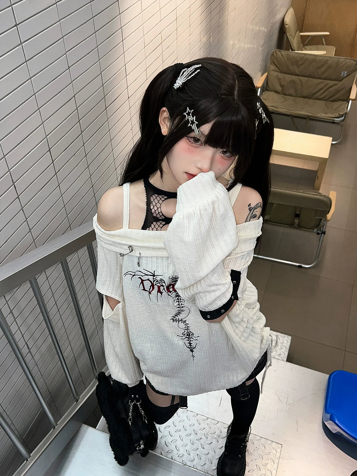 Off-Shoulder Top Rock Punk