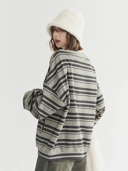 Piece Loose Faux Two Top Border