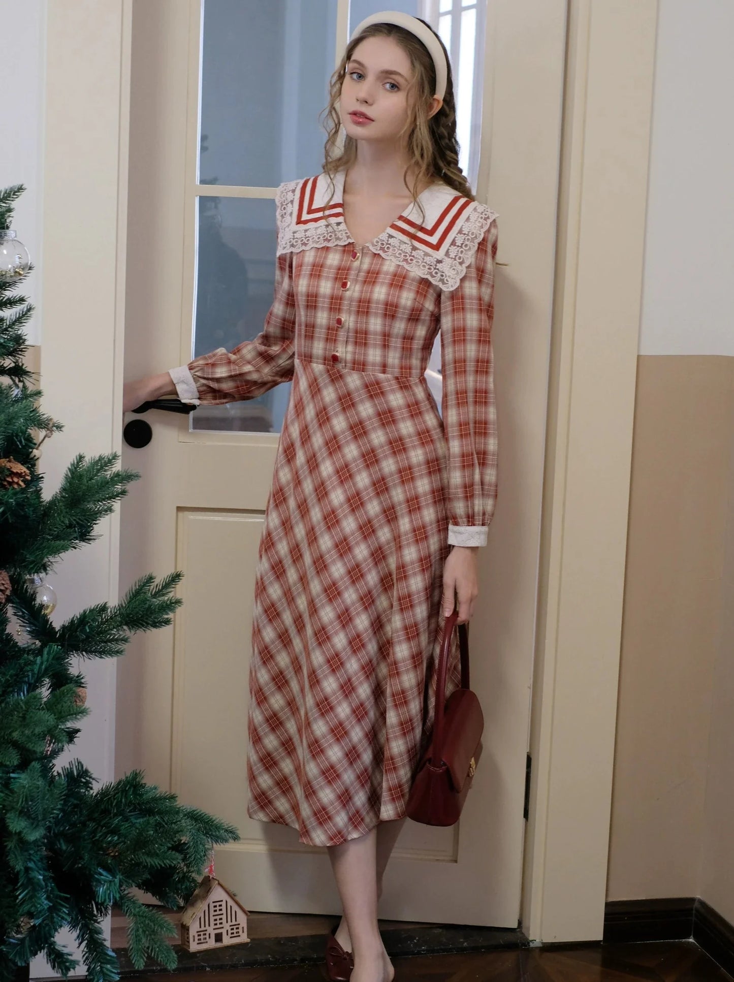 Retro-Matrosenkleid im französischen Stil mit Karokragen