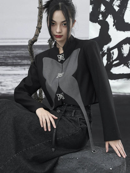 Zweifarbiges silbernes Top mit kurzem Design und Schmetterling