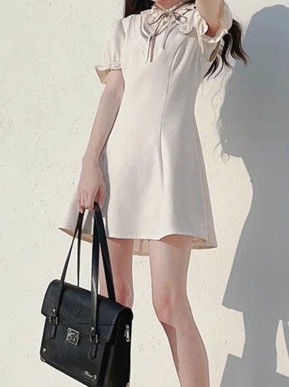 Stil Kleid Ärmel V-Ausschnitt Emblem Shirt Abzeichen Preppy Ribbon + Puff Rüsche