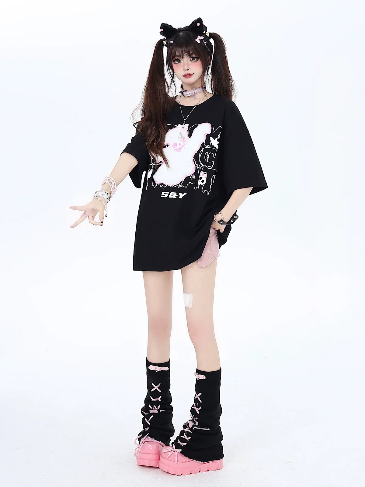 ルーズ刺繍ダークリトルTシャツゴースト