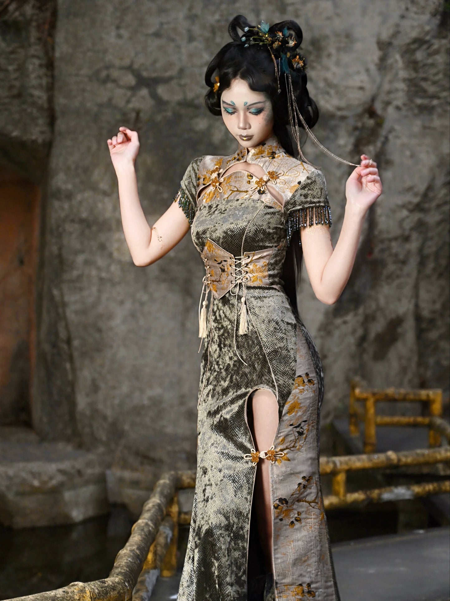 Riemen China Korsett Quaste Jacquard