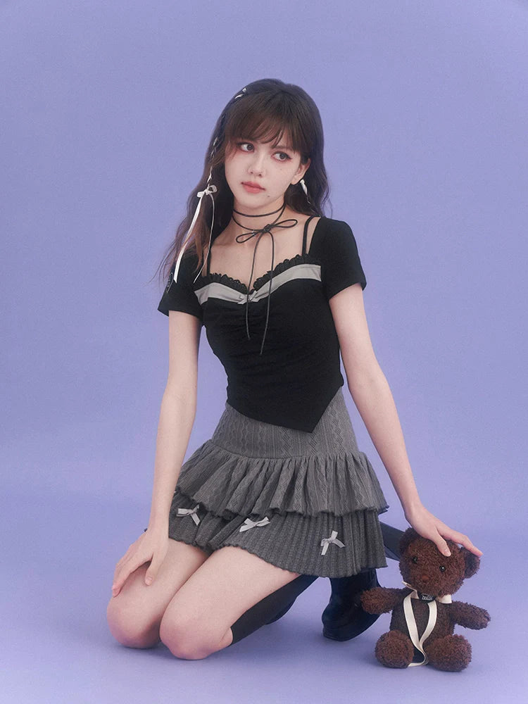 Zweiteiliger Kragen mit asymmetrischem, quadratischem Oberteil