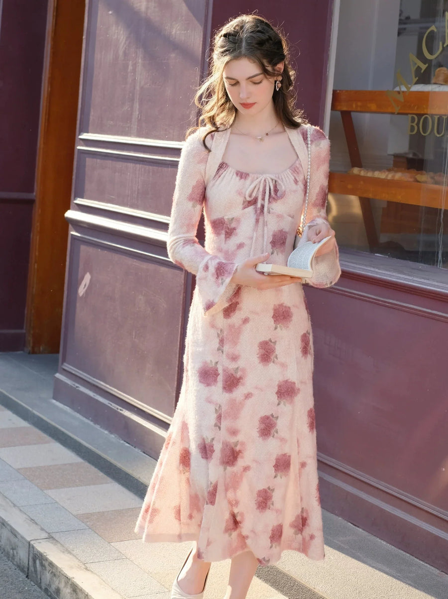 Robe de fée en dentelle rose à imprimé floral