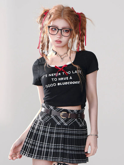 リボン ブラック ジェネレーション クロップド ロゴ ファースト Tシャツ