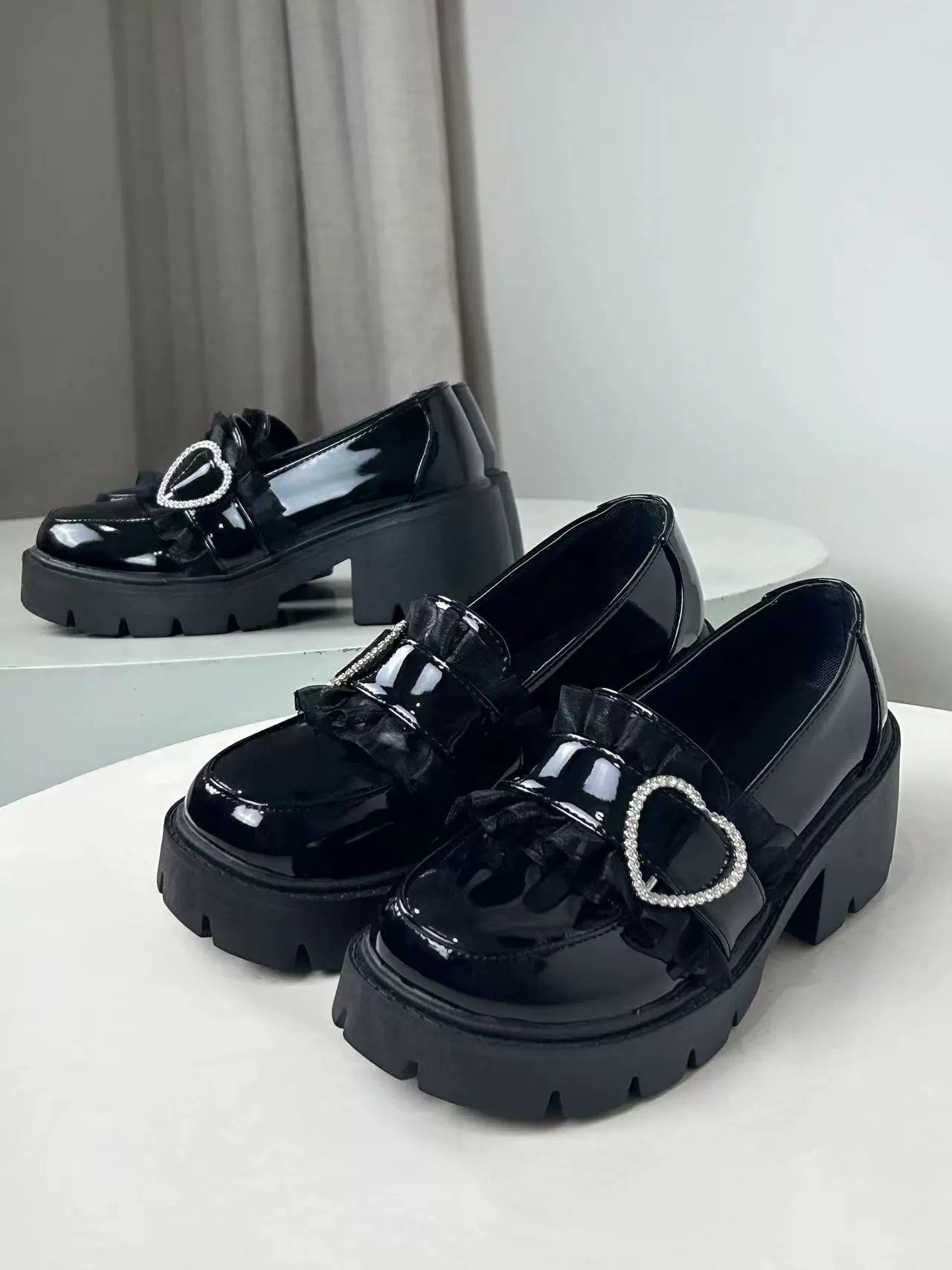 Design Shoes Mine Pearl Heart