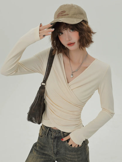 Slim Pleated Top Cache-coeur V-neck