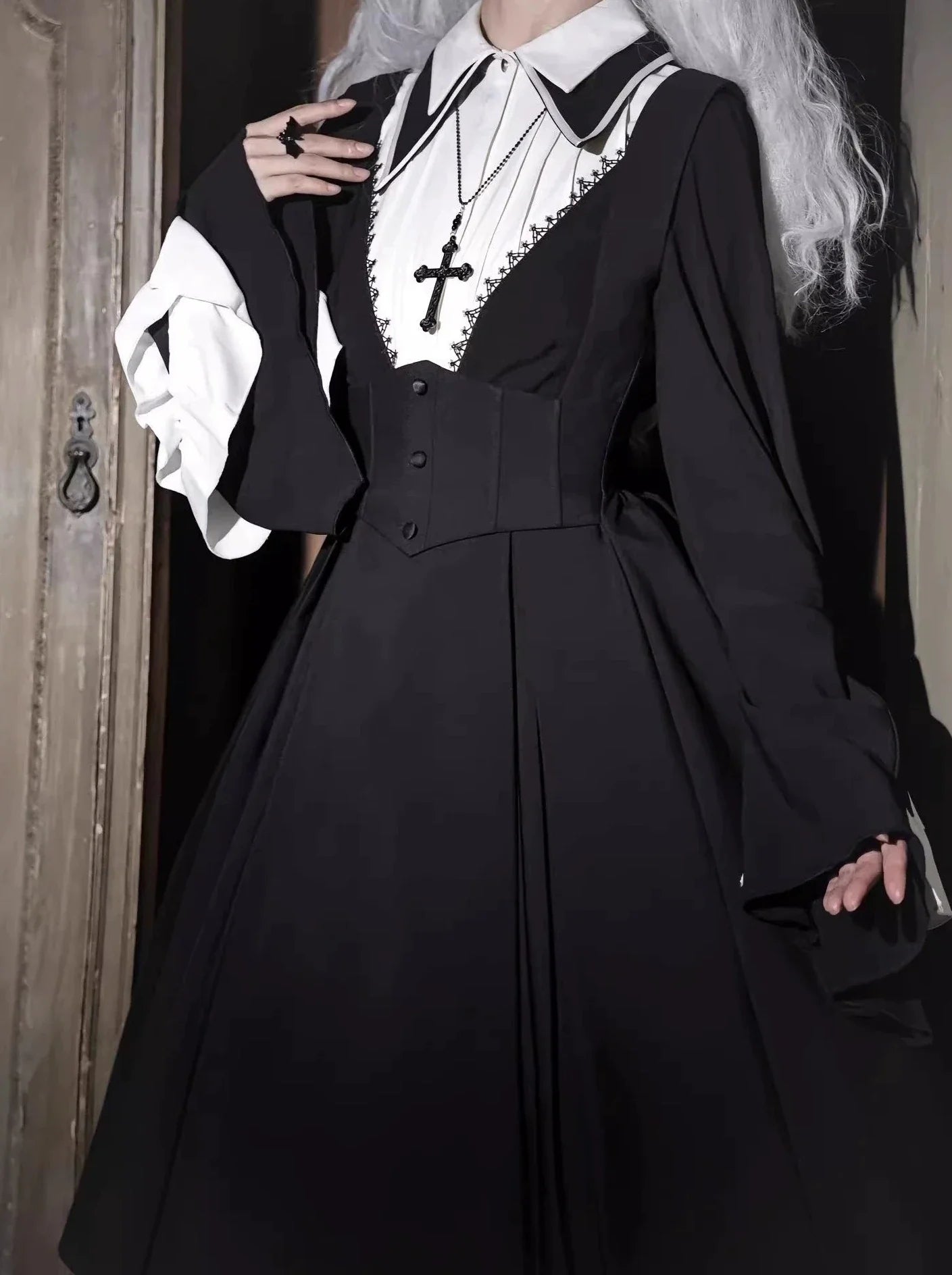 Class Cart Cape Shirt Dark