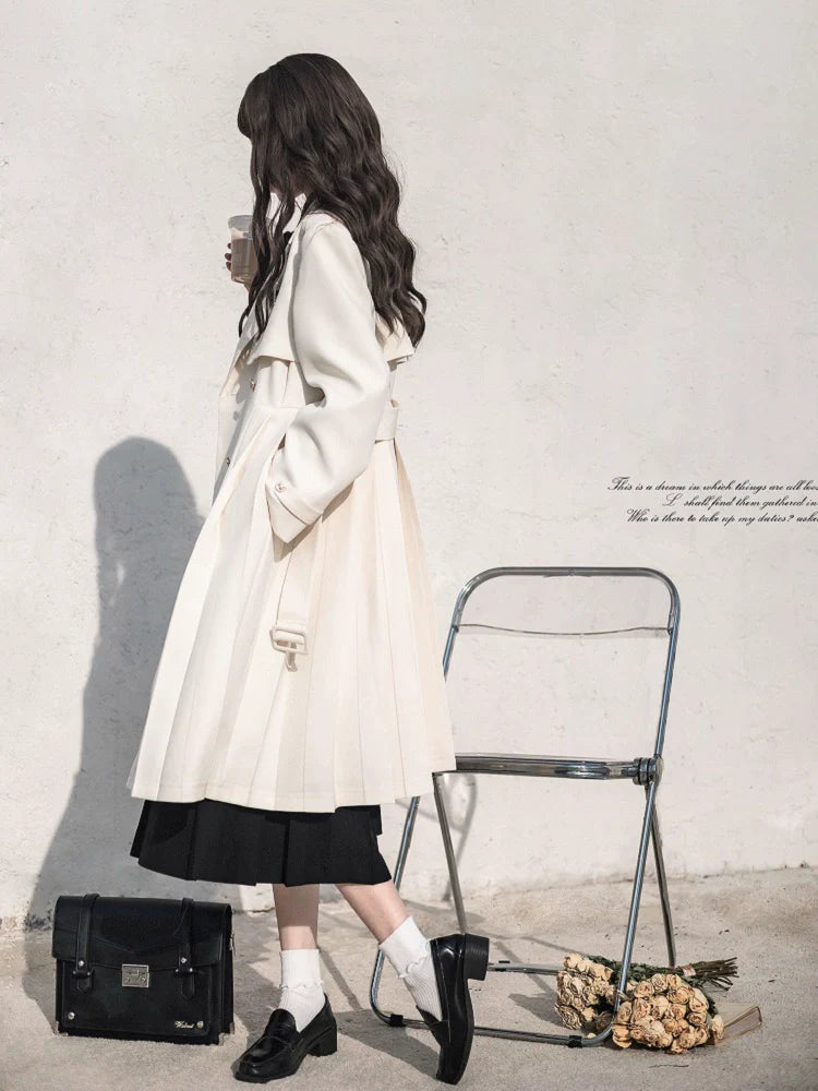 Rock + College-Abzeichen Trenchcoat Apricot Hemd Metall bestickt Plissee Mantel Band Schwarz