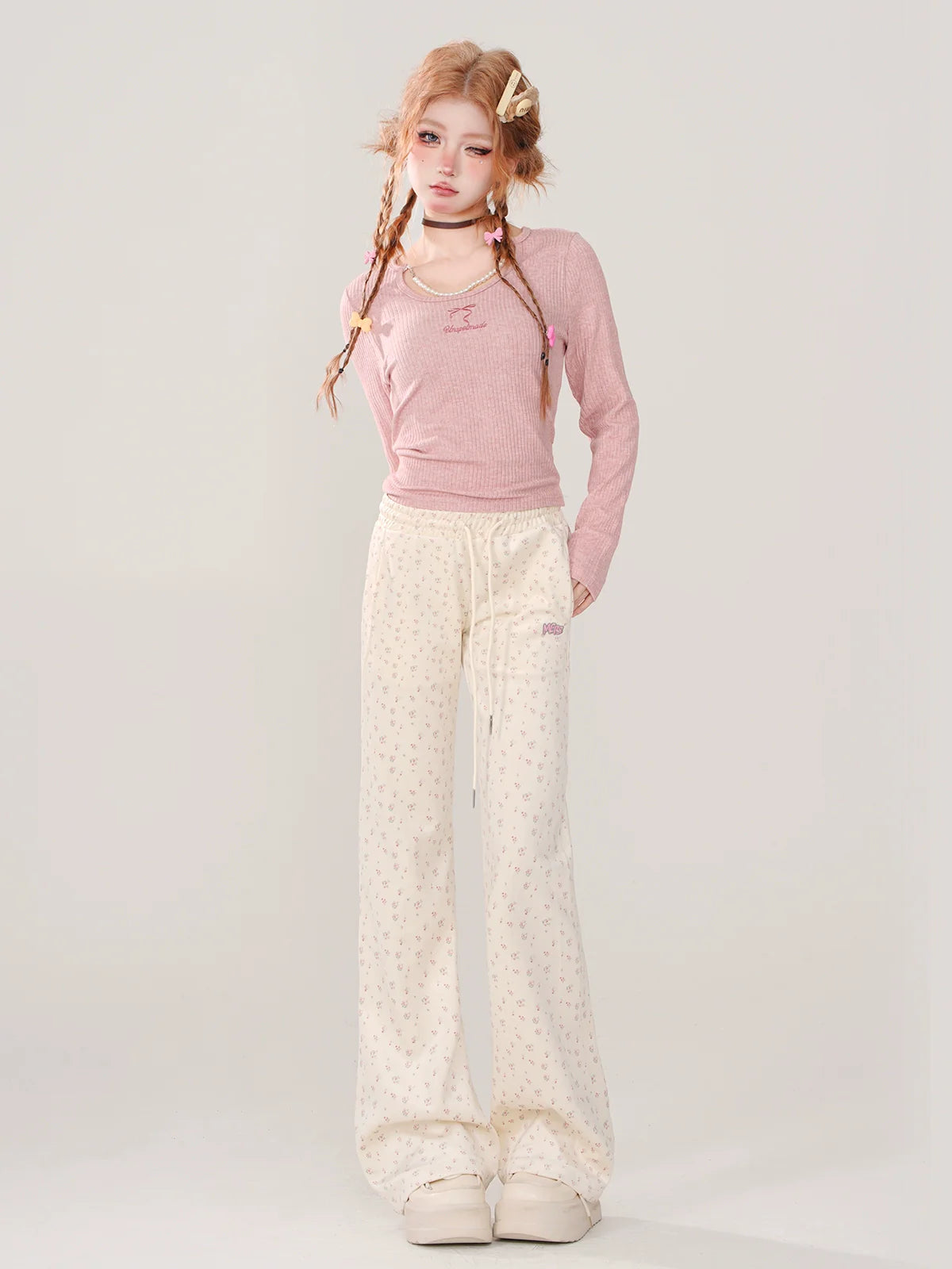 Lässige, schlanke, lange, süße Hosen