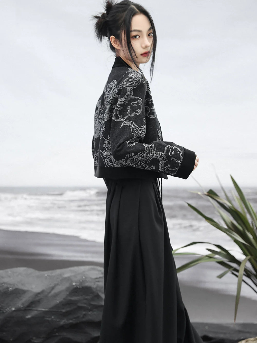 Taillenspleißen Retro High Loose Top Zweireihiger Drachen-Jacquard