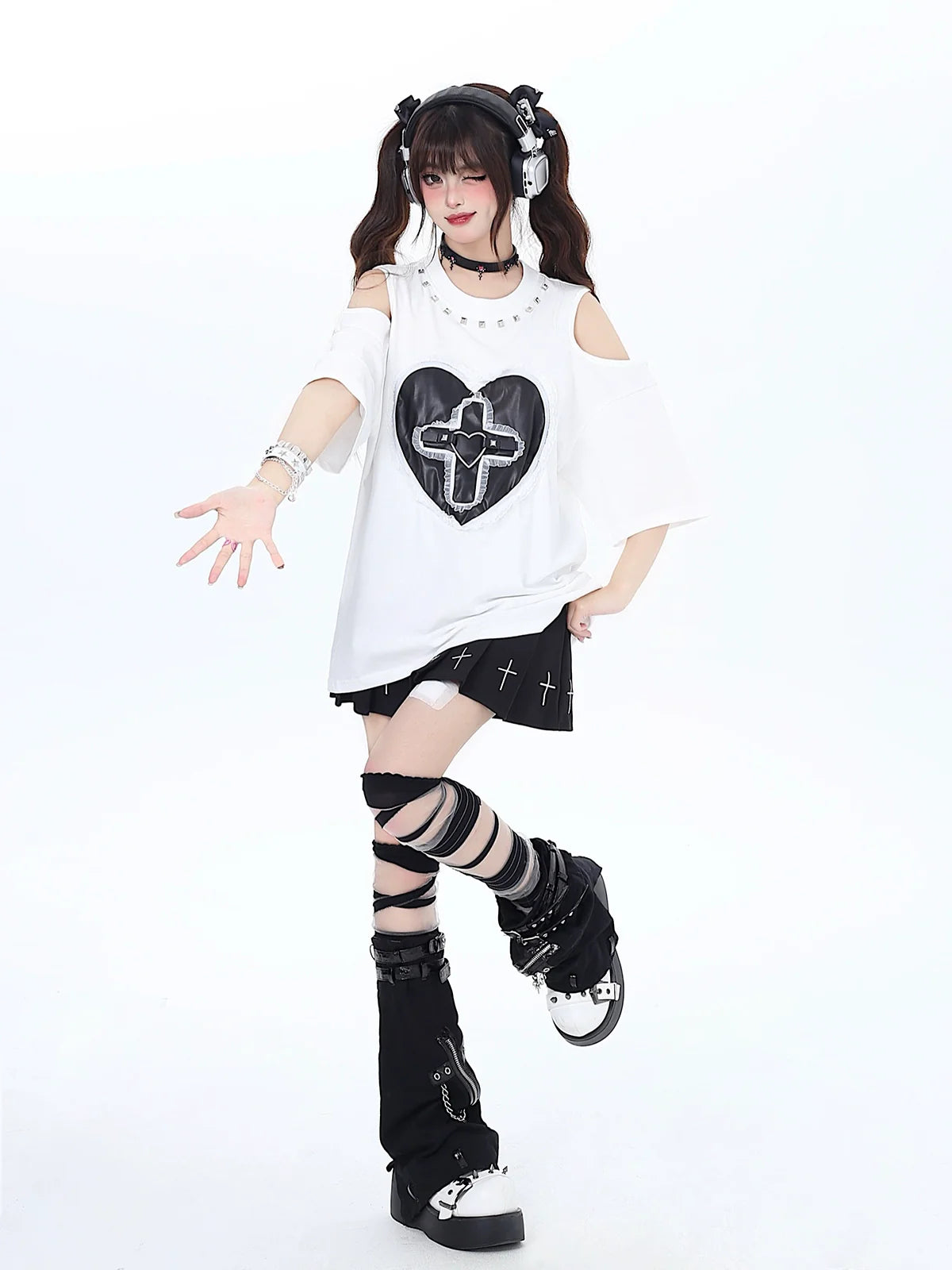 ダークリベットレースTシャツ ラブルーズオープンシェルダー