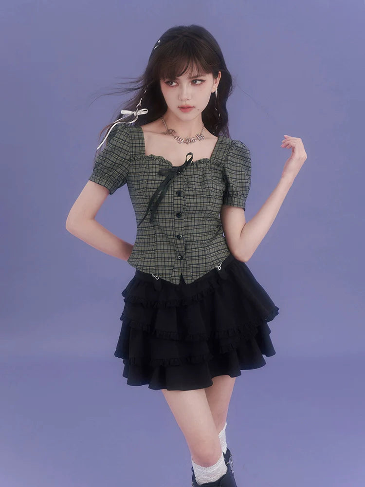 Karierte, mädchenhafte Tops mit quadratischem, schickem Ausschnitt