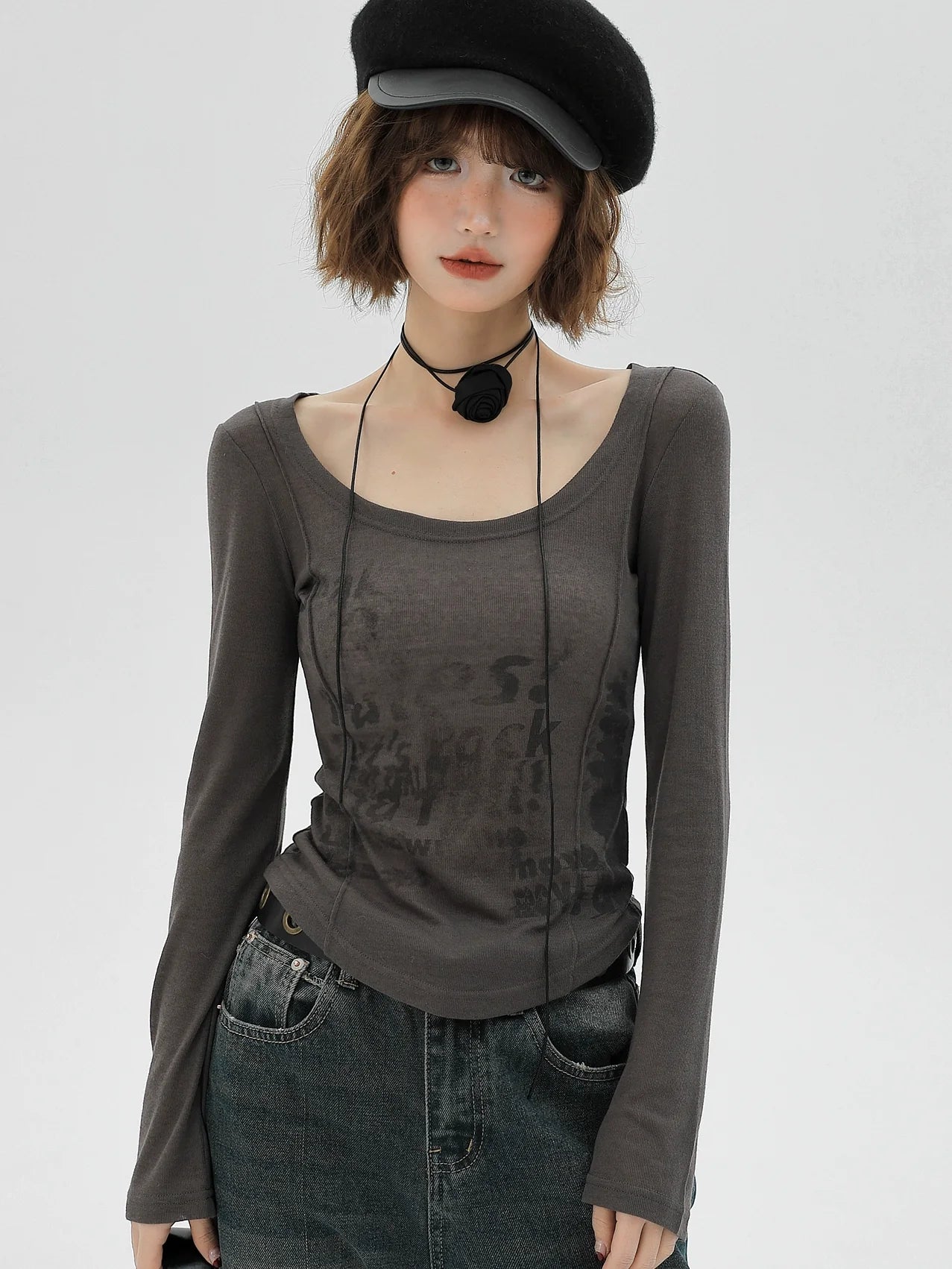 American Slim Retro Long Letter Grey T