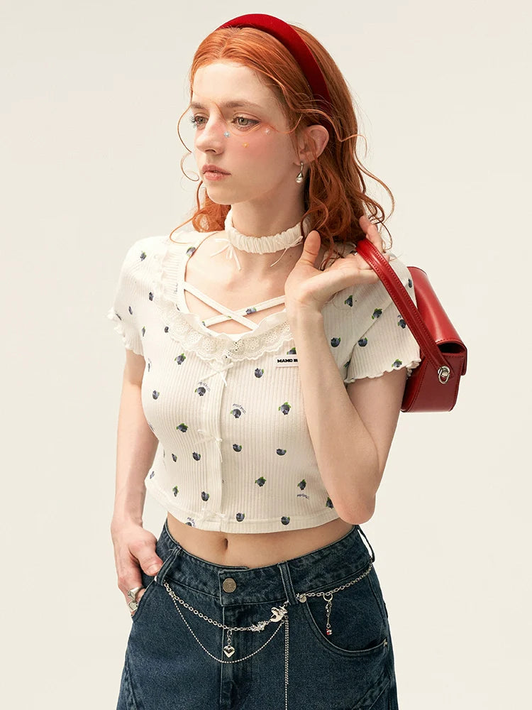 Weiße Tops mit mädchenhaften Früchten