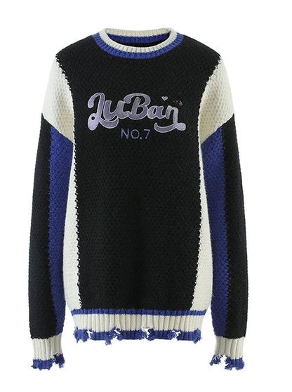 Beschädigter Strick mit Logo in Kontrastfarbe