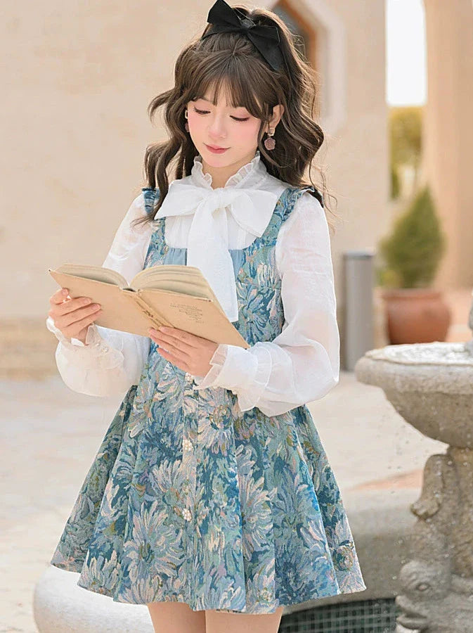 Robe à bretelles avec nœud et huile et nœud papillon en mousseline de soie à volants