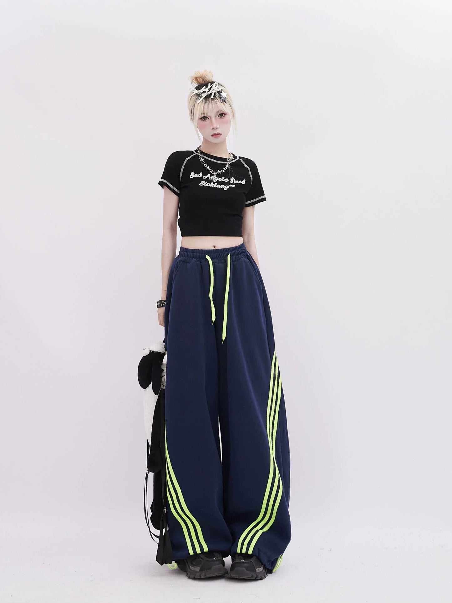 Wide Yellow Sweatpants Line