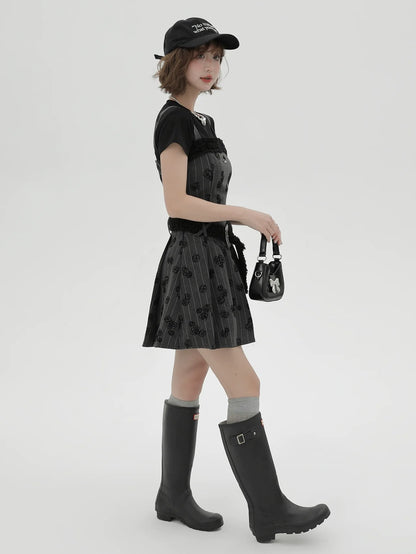 吊り下げ式ブラックローズTシャツ ブラックレトロドレス