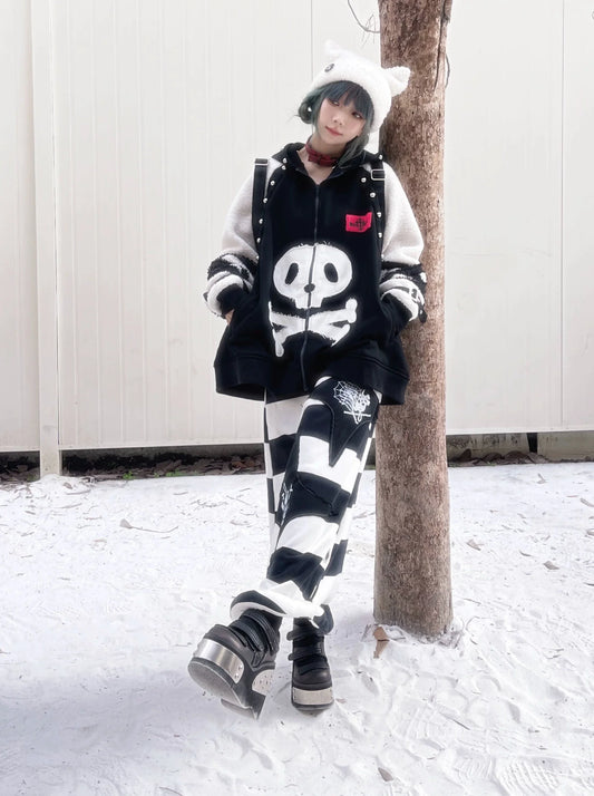 Raglan-Kapuzenpullover mit Reißverschluss und Totenkopf-Ärmeln