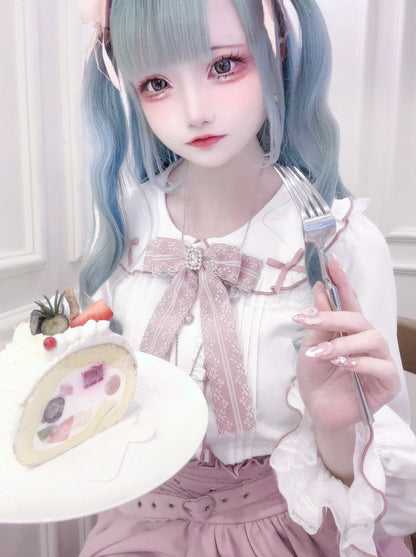 エッジキャビアージュリボンカラーブラウスドール