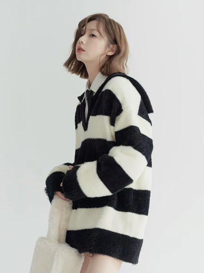 Sailor Roo Big Top Design Knit Border