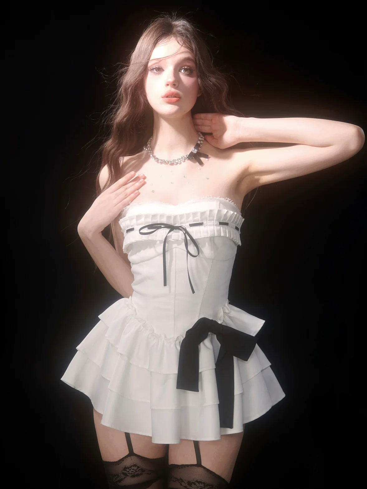 ハイブラックドレス ホワイトエンドフリルケーキリボンチューブ