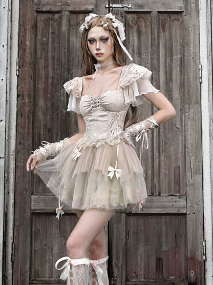 Fliegender Jacquard-Ballett-Top mit gebrochenen Ärmeln und schmalem Träger