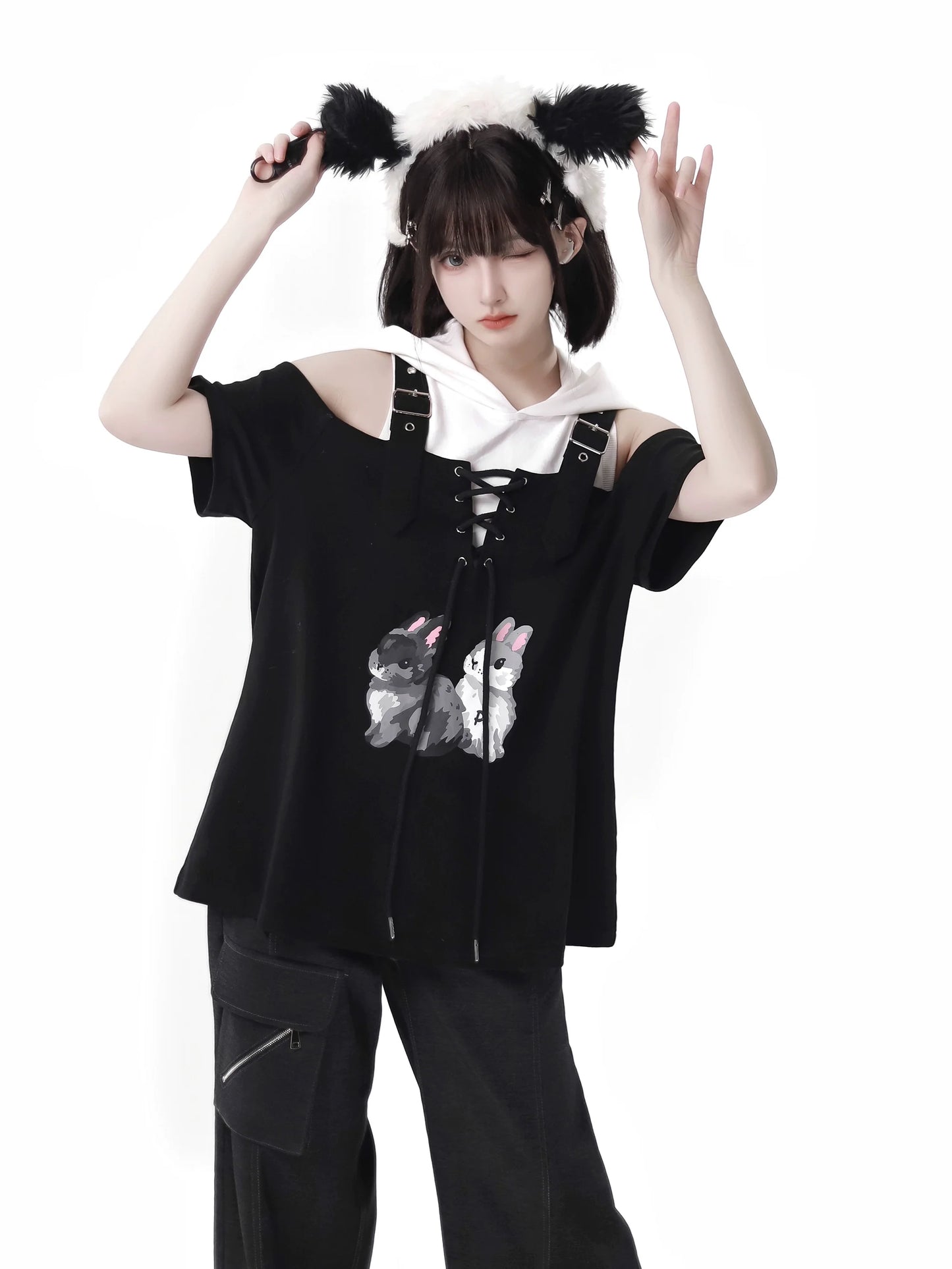Summer Design Straps Pants Rabbit Off-Shoulder Black White Hoodie Tops Suit