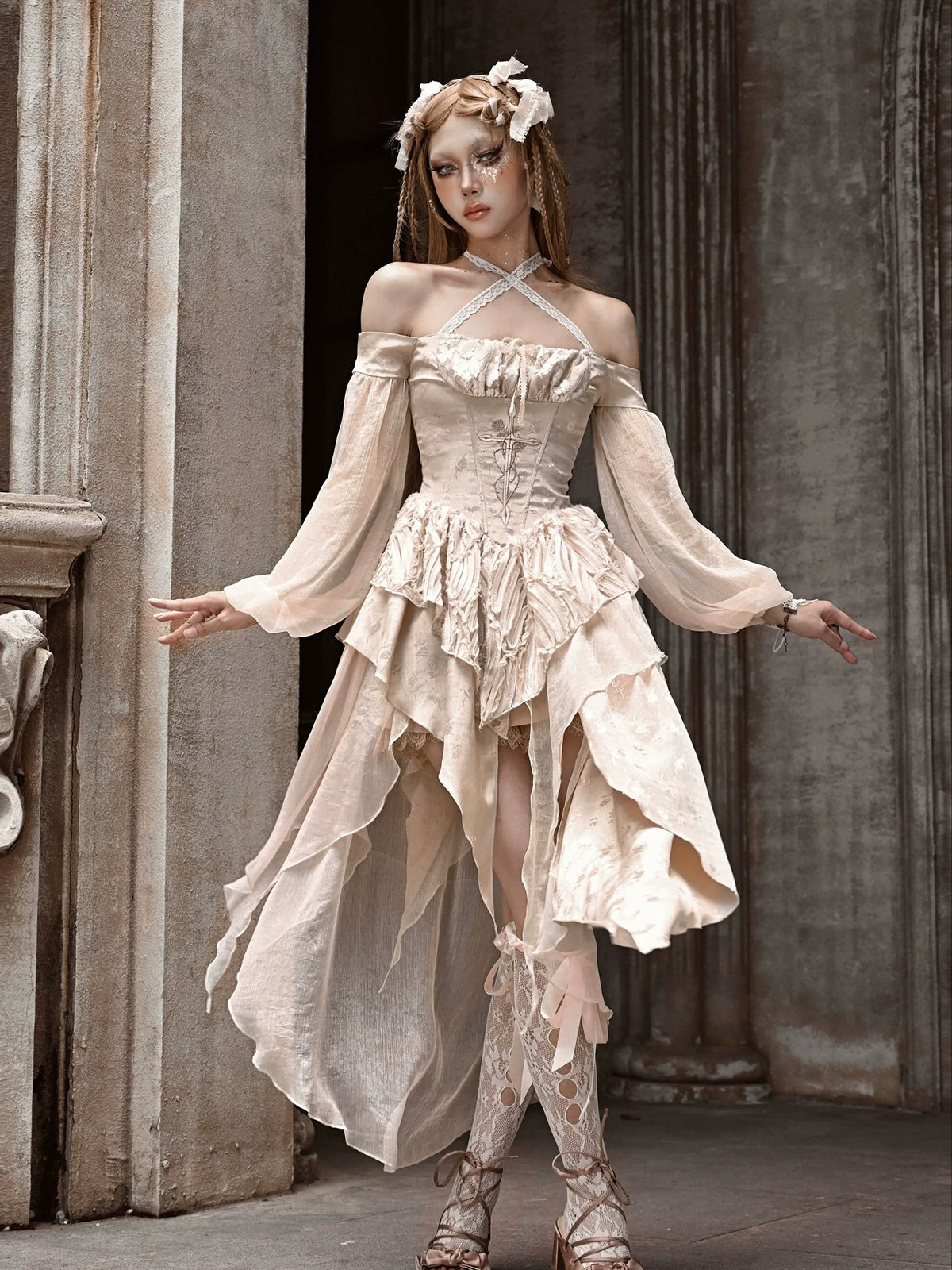 Embroidery Cross Lantern Gold Thread Dress Ballet Sleeve Broken Off-Shoulder