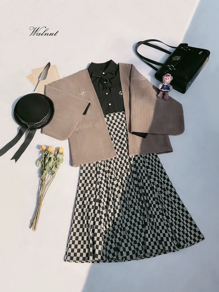 Chiffon Jacket Skirt Retro + Ribbon Checkered Dark Feather Skirt Shirt + Note Showa Brooch Cherry Gray