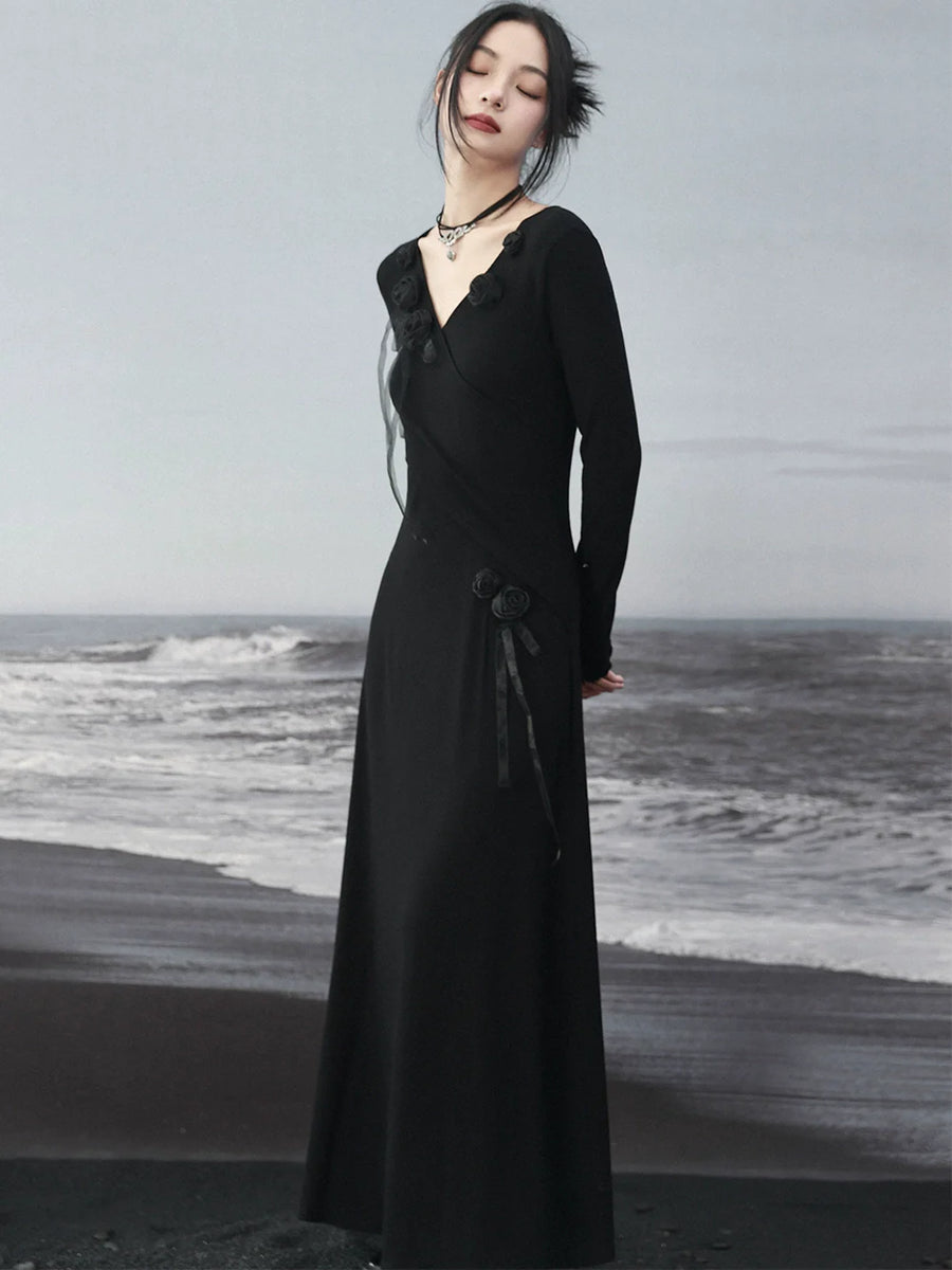 Robe moulante en tricot à col en V