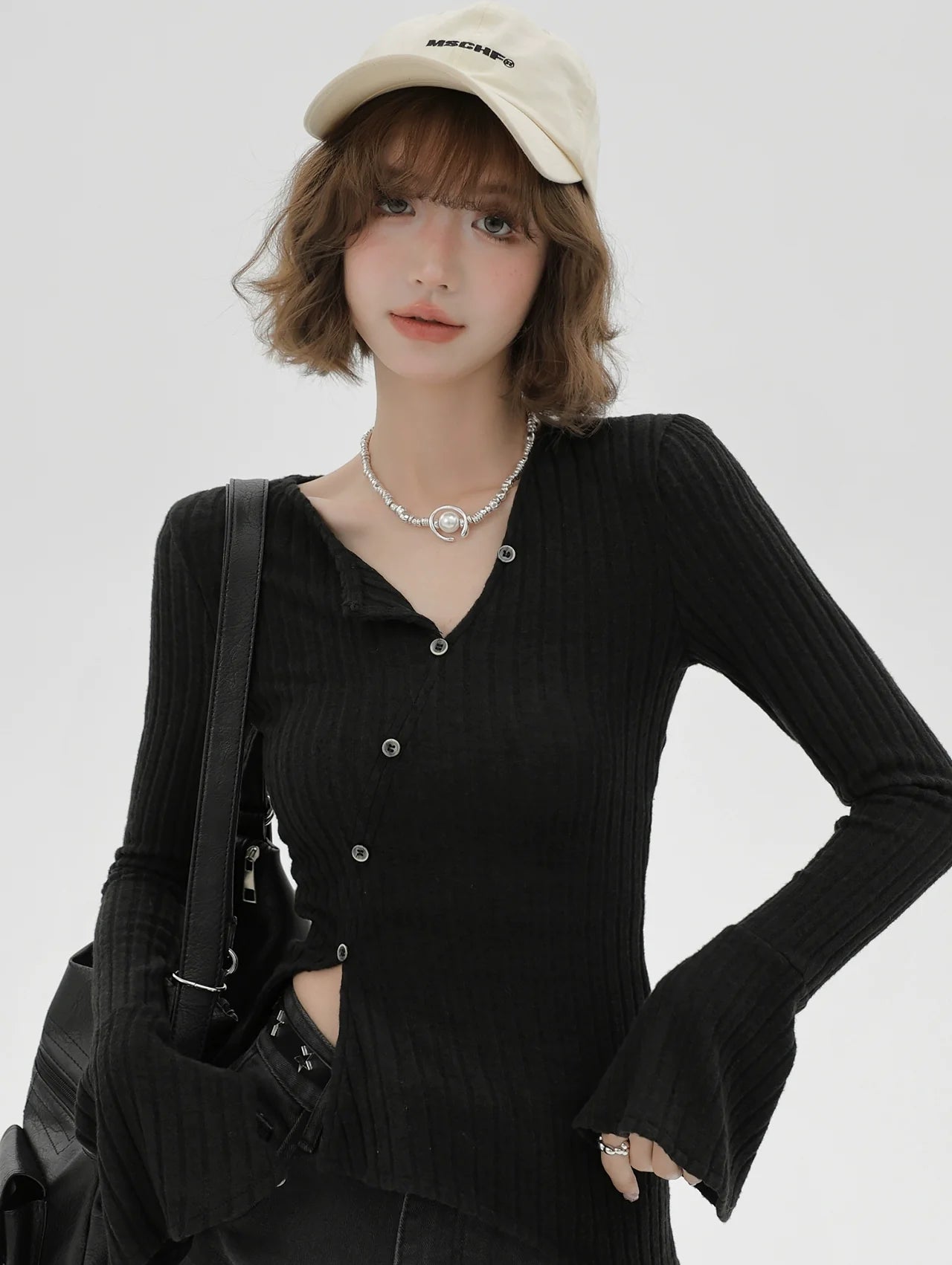 V-Knopf-Taille Slim Shirt Flaschenhals schräg