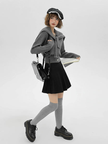 ブラックAラインプリーツスカート