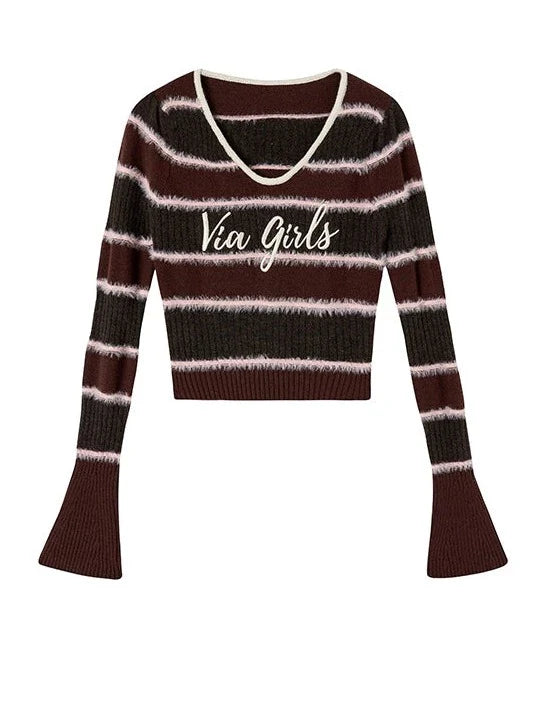 Slim Fit Border Logo Knit